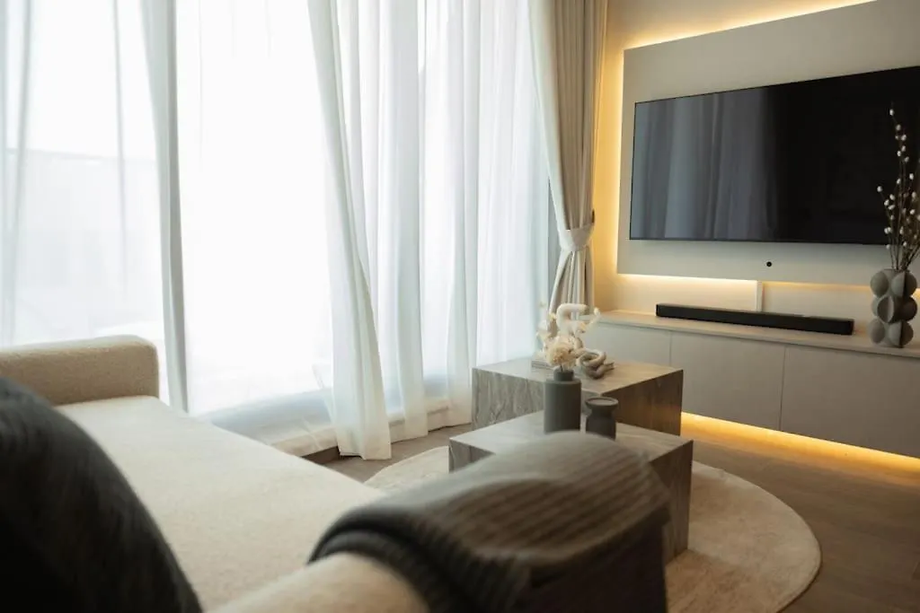 Welhome - Loci Residences Dubai 0*,