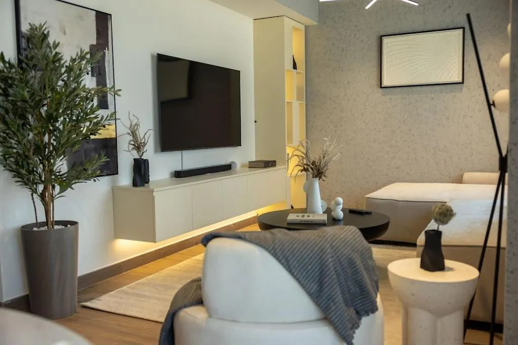 Welhome - Loci Residences Dubai 0*,